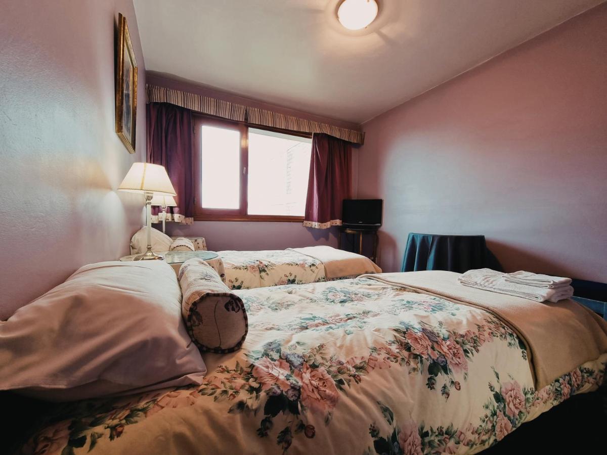 Hotel Flor Austral à Ushuaïa Extérieur photo